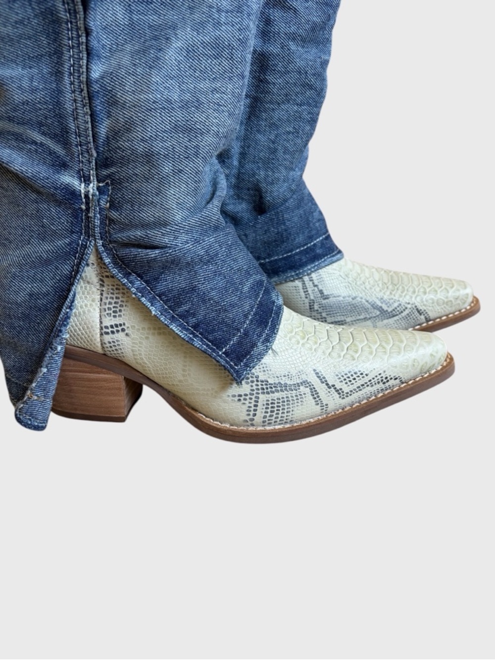 NWB Dingo Shabby Women's Leather Boots Size 7.5 Denim Shaft Boho Western Cowgirl - Picture 9 of 16